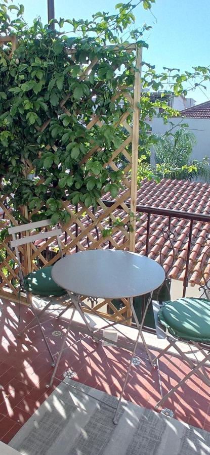 Appartamento A Due Passi Dal Mare Siderno Ngoại thất bức ảnh